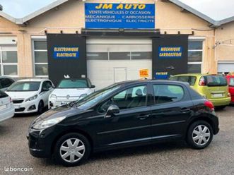 a saisir 207 1.4 hdi 102.500kms clim garantie 1 an possibilite 3 ans