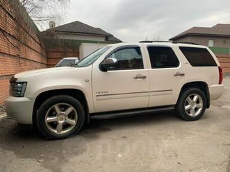 продажа chevrolet tahoe, 2012 год в новосибирске