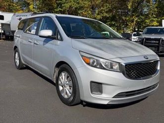 used 2018 kia sedona l