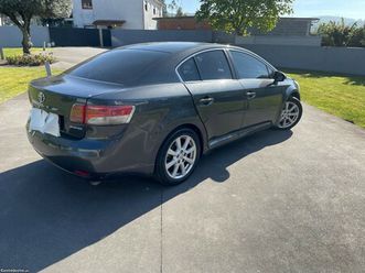 toyota avensis . junho/09