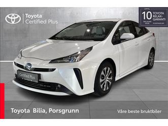 toyota prius hybrid awd-i