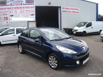 jolie peugeot 207 1.4i 75cv sport clim