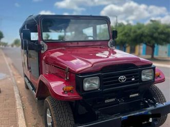toyota bandeirante.jipe cap.de aço chas. longo diesel 1990