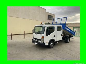 nissan benne. cabstar benne double cabine 6 places comme neuf contrôle ok vierge . avec moteur nt400 2l5 yd25 140 ch 88 mille km vente uniquement au téléphone 1
