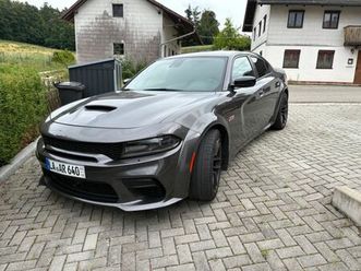 dodge charger srt scatpack widebody unfallfrei