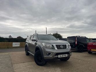 nissan navara 2.3 dci off-roader at32