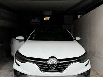 1.5 blue dci rs line 115cv edc