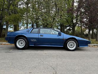 lotus esprit turbo