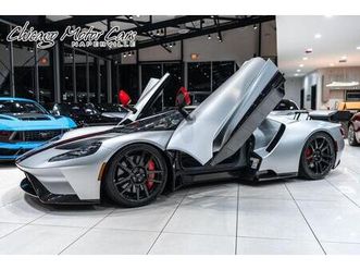 used 2019 ford gt carbon series coupe only 800 miles! exterior carbon pack! carbon wheels!