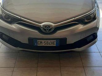 auris touring sports 1.4 d-4d business