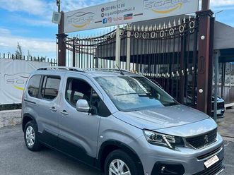 peugeot rifter bluehdi 130 s&s eat8 gt line standa