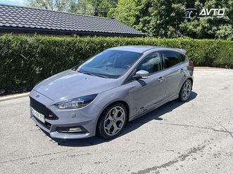 ford focus st-2 2.0 tdci 136 kw 185 km