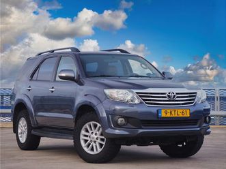 toyota hilux - fortuner - 7 zitter - 1e eigenaar - automaat - benzine