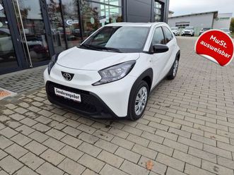 toyota aygo x 1,0l automatik business edition