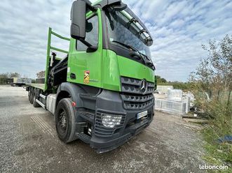 mercedes grue plateau