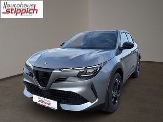 alfa romeo junior ibrida 1.2 vgt 48v-hybrid (107kw) speciale