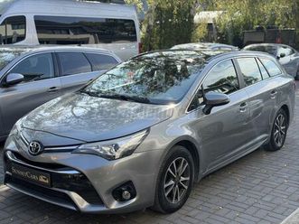 toyota avensis touring sports 1.6 d-4d active panorámatető/camera/v.horog/bamutatóvideó