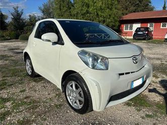 toyota iq 1.0 lounge - unipro