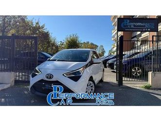 toyota aygo connect 1.0 vvt-i 72cv 5p. x-cool*24m.g.*bluetooth