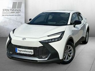 toyota c-hr 1.8 hybrid business edition