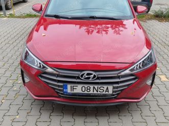 vând hyundai elentra