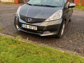 honda jazz, cena 2 500 €. pārdodu honda jazz, 1.4, benzīns, manuālā līdzi ziemas apskatīt - sludinājumi