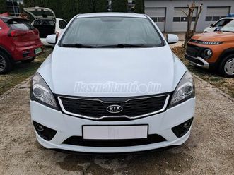 kia cee'd pro cee'd 1.4 ex limited!90le!navi!ülésfűtés!