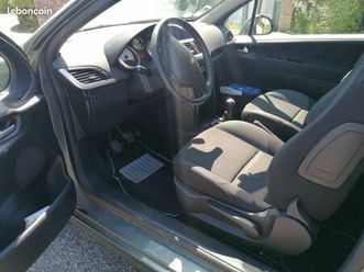 vend peugeot 207