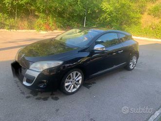 renault megane coupe 1.9 dci 130cv.