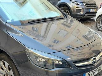 opel astra notchback abril/16