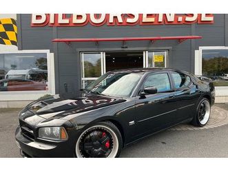 dodge-charger-srt-8-6-1-v8-hemi-fint-skick