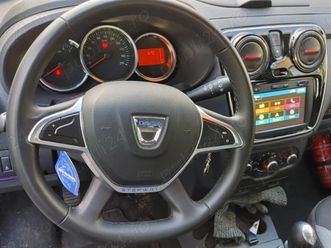 vand dacia lodgy stepway techroad 1,3 tce 130 cp - 5 locuri