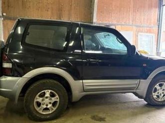 ② mitsubichi pajero 4x4 taxe camionnette, en bonne état généra — camionnettes & utilitaires — 2ememain