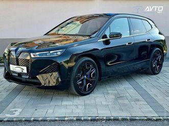 bmw ix xdrive40 m sport -slo-hud-acc-lane-bowers-masaža-