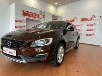 volvo v60 cross country d4 momentum aut.