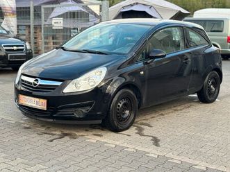 zum verkauf steht ein opel corsa