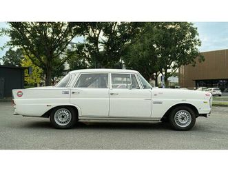 1967 mercedes-benz 220 s rally a vendre