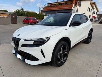 alfa romeo junior 1.2 136 cv hybrid edct6 speciale