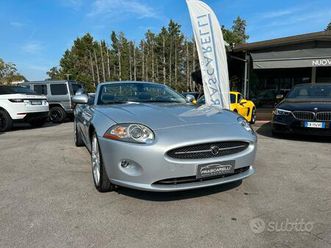 jaguar xk 4.2 v8 convertibile //navi/pelle