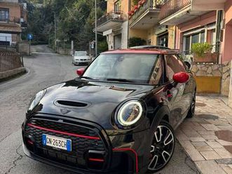 mini 2.0 jcw patmoss edition, promo natalizia