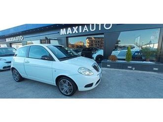 lancia ypsilon ecochic gpl leggi!