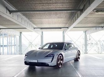 porsche taycan turbo s sport turismo