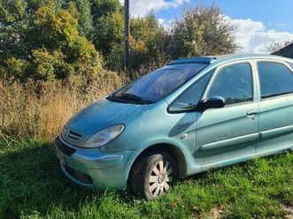 citroen picasso année 2003 bon état général sans ct corrosion bas de caisse petit prix état général