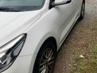 voiture kia rio blanche 1.0 t-gdi 100 ch