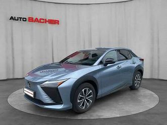 lexus rz 300e executive + panoramadach 204 ps 2wd