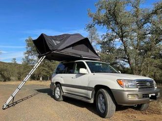 2004 toyota land cruiser 213k miles excellent shape roof top tent