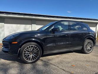 2022 porsche cayenne platinum edition
