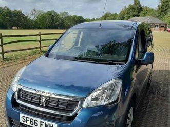 wheelchair adapted peugeot, partner, mpv, 2016, semi-auto, 1560 (cc), 5 doors