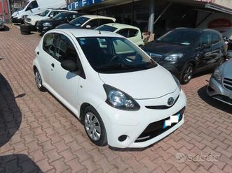 toyota aygo 1.0 benzina 5 porte now full 2012