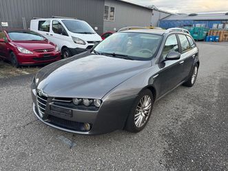 159 sportwagon 1.9 jtd ti q-tronic